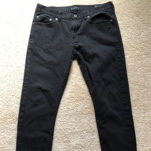 Bullhead Men’s Black Skinny Jeans
